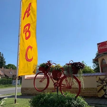Laszlo Nyaralohaz Apartment Balatonfenyves