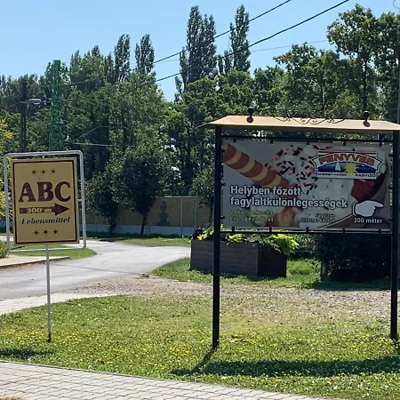Apartment Laszlo Nyaralohaz Balatonfenyves