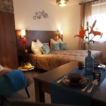 Apartment Laszlo Nyaralohaz Balatonfenyves