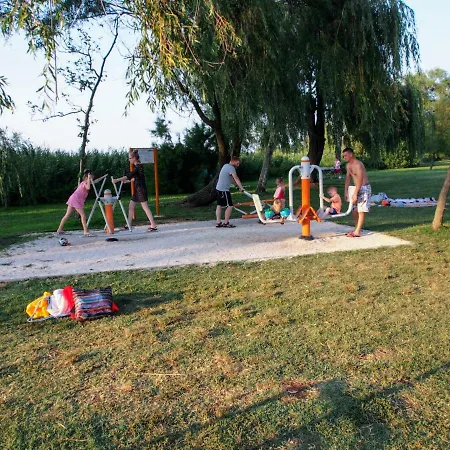 Апартаменты Laszlo Nyaralohaz