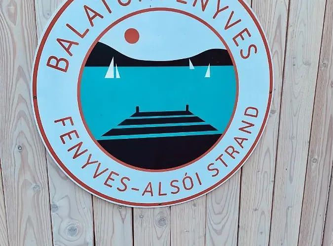 Laszlo Nyaralohaz Apartment *