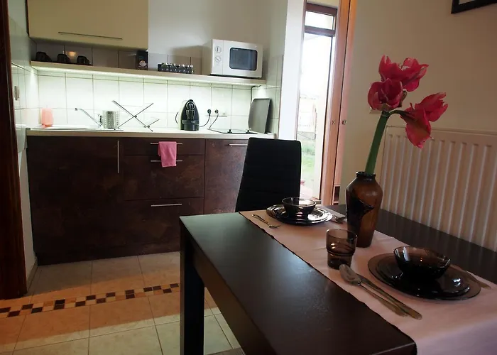 Laszlo Nyaralohaz Apartman *